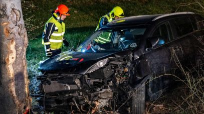 111 Autounfall Ansfelden