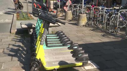 111 E-Scooter Abstellfläche