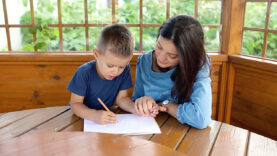 111 Frage der Woche Betreuungskarenz