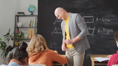 111 Lehrermangel August